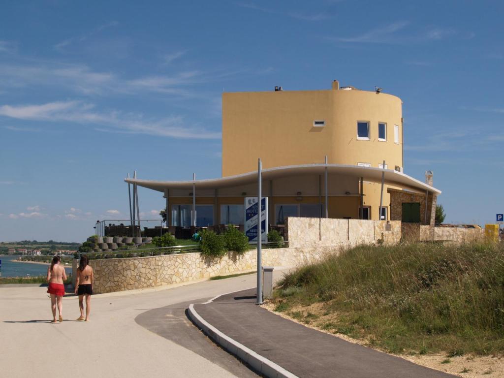 Apartments & Restaurant Condura Croatica Nin-Sabunike Exterior photo